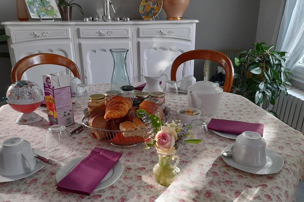 Bed and Breakfast Les Abelias Hauterive  Exteriér fotografie
